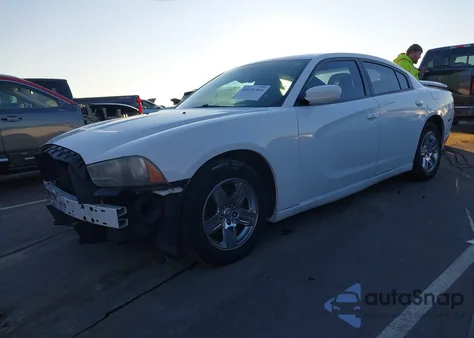 2013 Dodge Charger Se z USA, uszkodzony, nr VIN 2C3CDXBG5DH661212